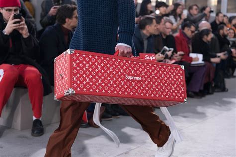 supreme louis vuitton giubbotto|supreme Louis Vuitton handbags.